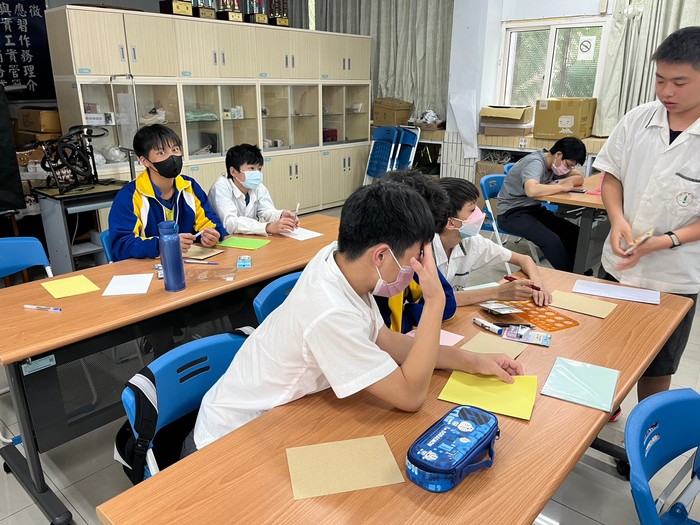 112年05月02日九年級淡水商工參訪商管職群(另開新視窗/jpg檔)圖片