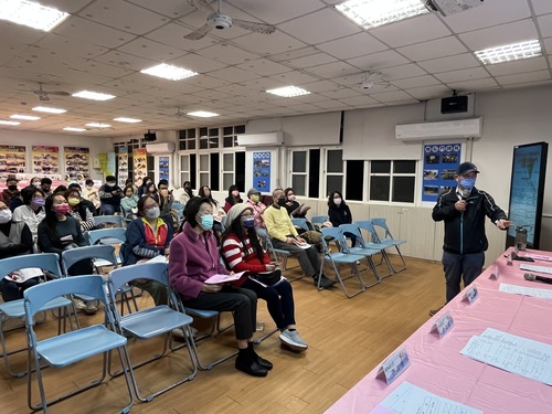 112年03月01日金山高中李金龍主任進行家長及教師場適性入學宣導研習(另開新視窗/jpg檔)圖片
